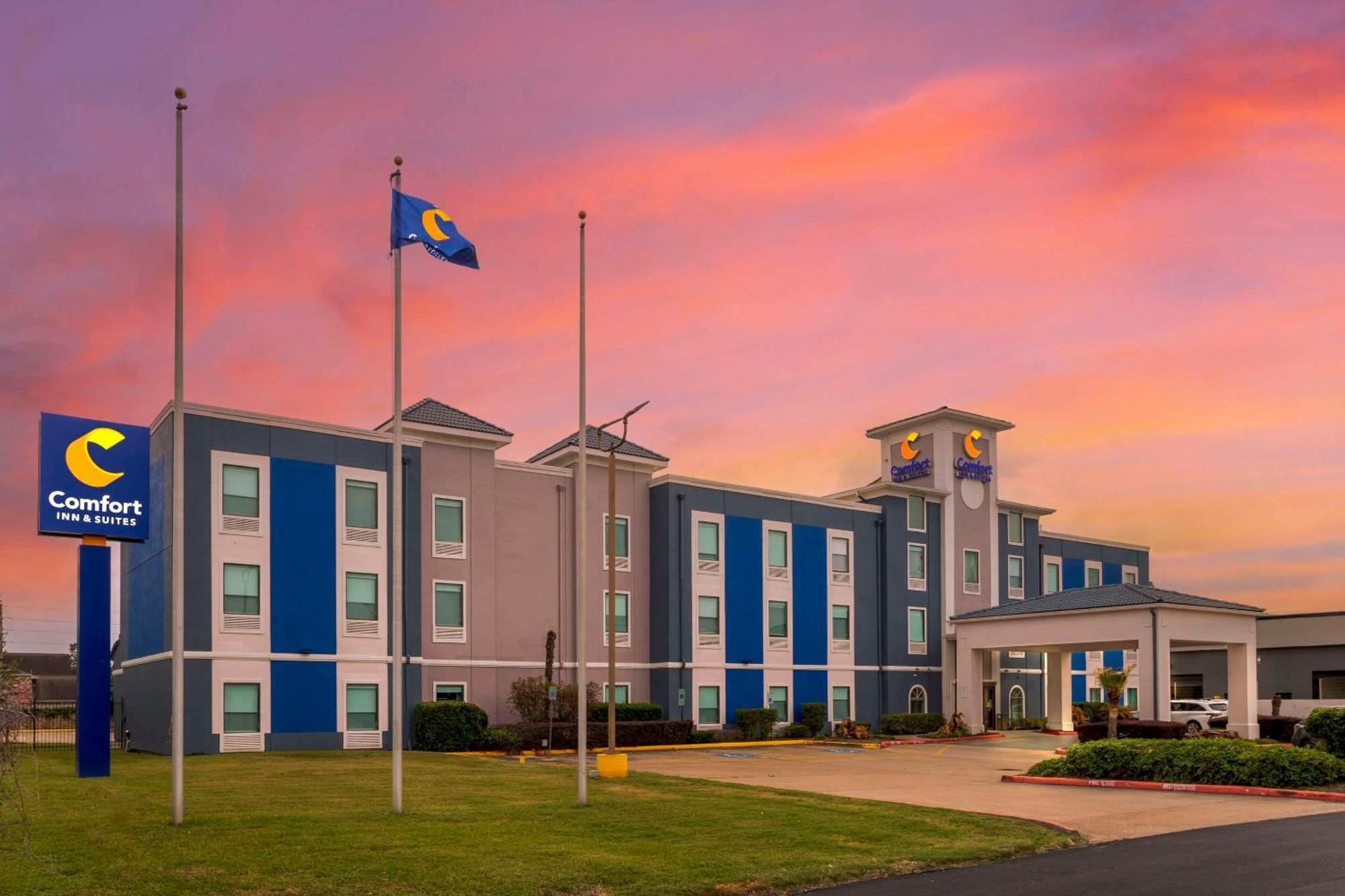 Comfort Inn & Suites Fm1960-Champions Houston Exterior photo
